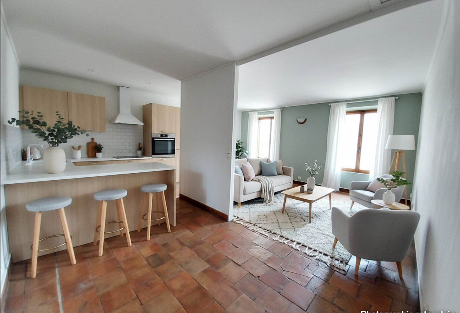 À VENDRE- T2 au centre du village - ST HIPPOLYTE DU FORT — photo 1