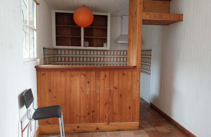 À VENDRE- T2 au centre du village - ST HIPPOLYTE DU FORT — photo 3