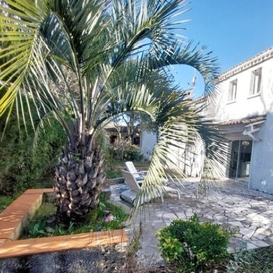 Maison 5 pièces 599000 €