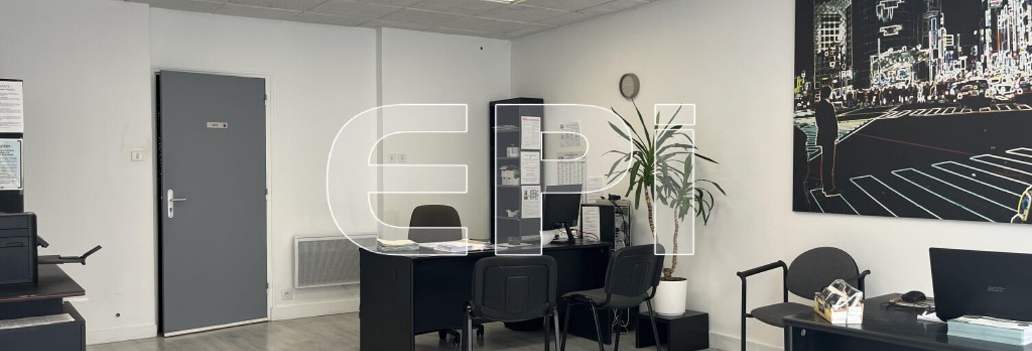 Commerce   m² à vendre à Saumur (49400)