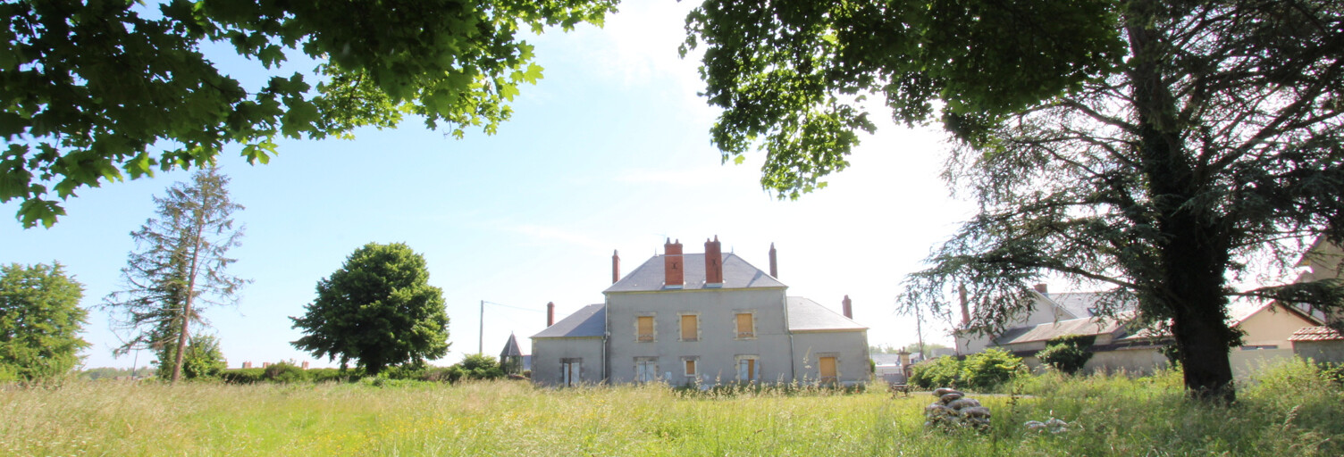 Maison 9 Pièces 245 m² à vendre à Marseilles-lès-Aubigny (18320)