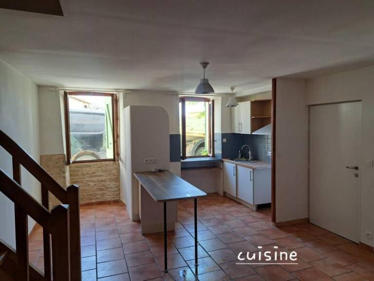 Appartement T4 (83m²) en copropriété - PUIMOISSON — photo 1