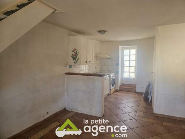 BLET :  Maison d'habitation T2 édifiée sur 53 m2 de terrain — photo du bien