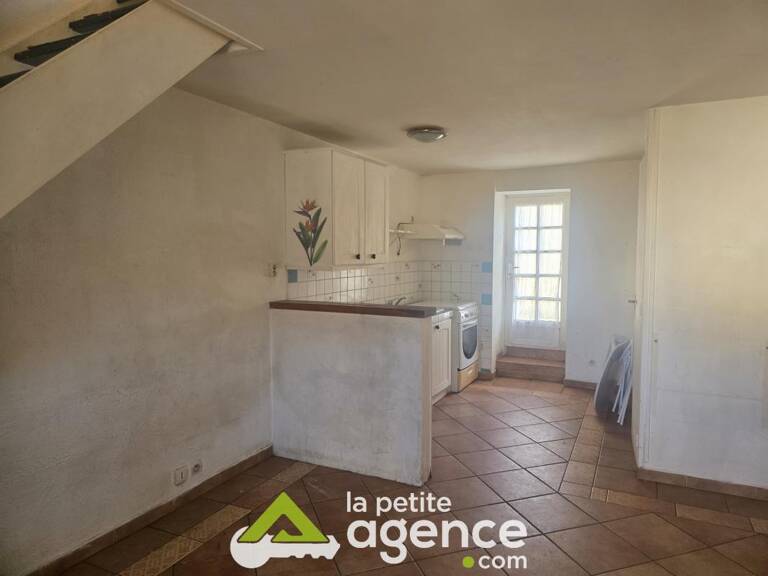 BLET :  Maison d'habitation T2 édifiée sur 53 m2 de terrain — photo 1