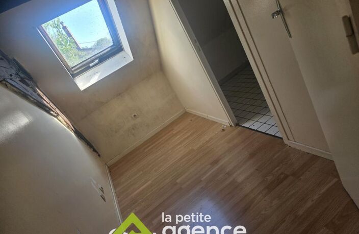 BLET :  Maison d'habitation T2 édifiée sur 53 m2 de terrain — photo 4