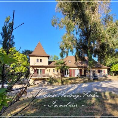 Maison 9 pièces 698000 €