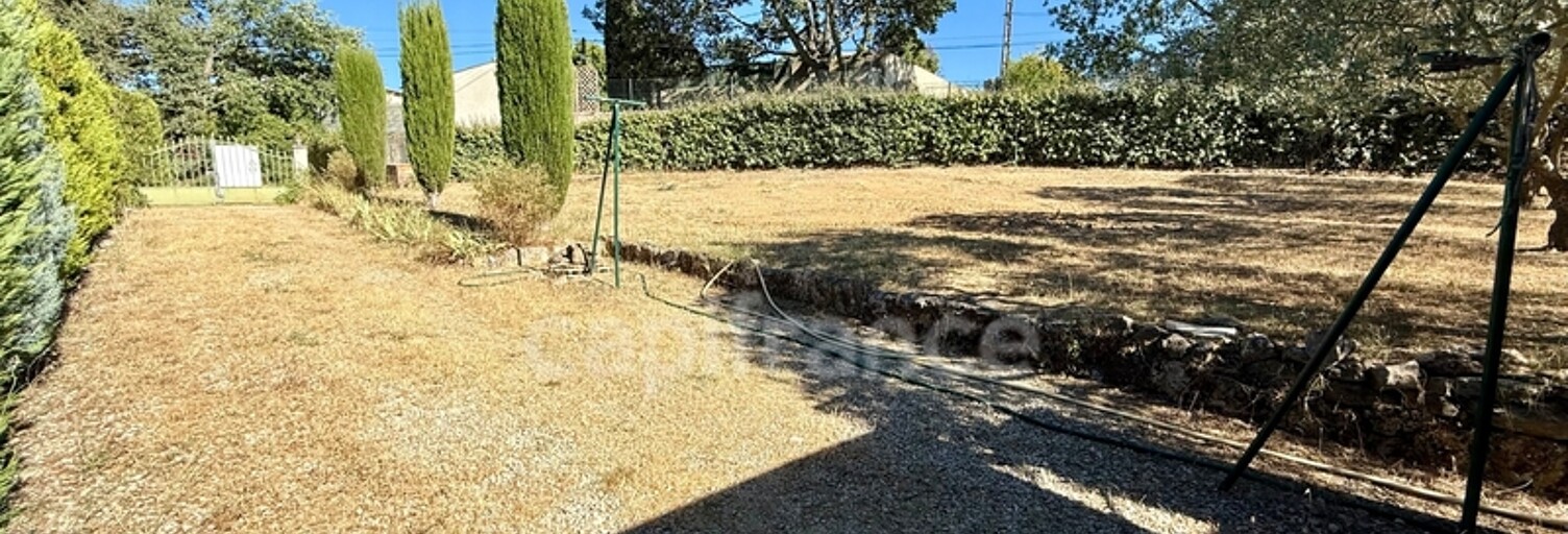 Terrain  740 m² à vendre à Cadenet (84160)