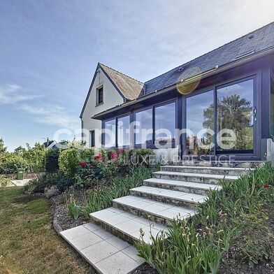 Maison 10 pièces 499990 €