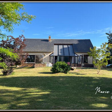 Maison 8 pièces 299990 €