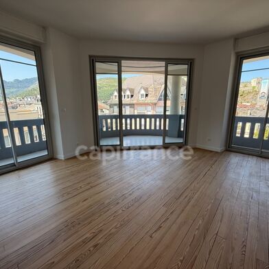 Appartement 5 pièces 288000 €