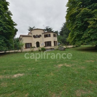 Maison 8 pièces 425000 €