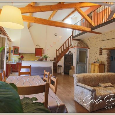 Appartement 4 pièces 241500 €