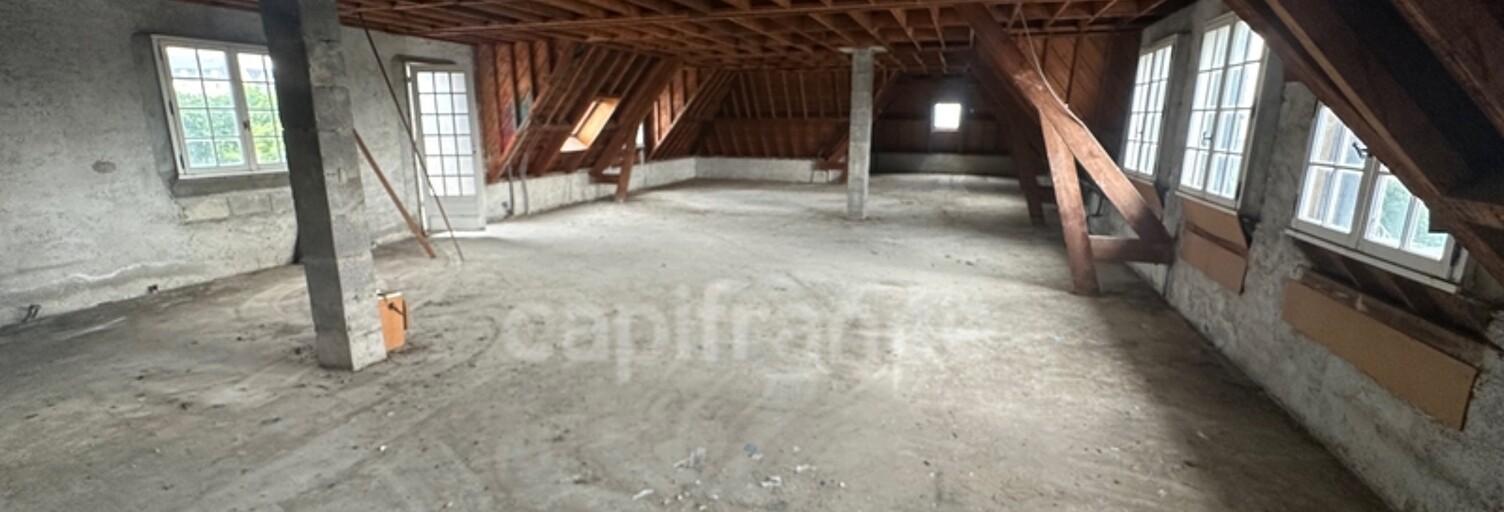 Appartement 1 Pièce 140 m² à vendre à Carhaix-Plouguer (29270)