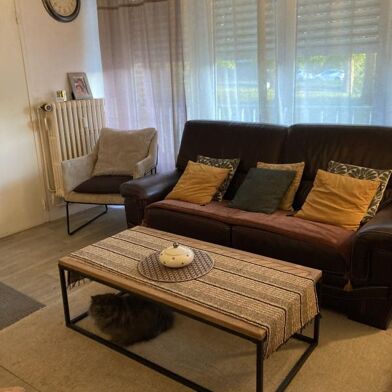 Appartement 3 pièces 800 €