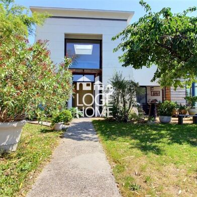 Maison 9 pièces 840000 €