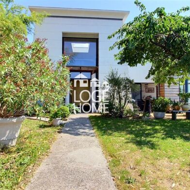 Maison 9 pièces 840000 €