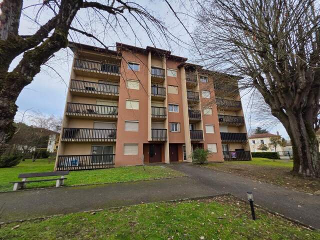   Appartement T4 de 75 m² – Travaux à prévoir – Mont de Marsan - Vide le 05 04 2027 — photo du bien