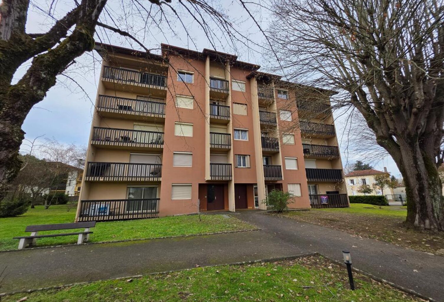 🏠 Appartement T4 de 75 m² – Travaux à prévoir – Mont de Marsan - Vide le 05 04 2027 — photo 1