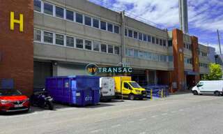 Local industriel  460 m² à louer à Saint-Ouen-sur-Seine (93400)