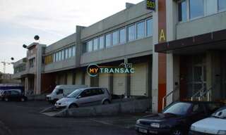 Local industriel  3065 m² à louer à Saint-Ouen-sur-Seine (93400)