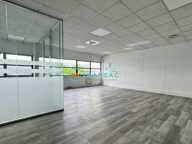 A louer SAINT OUEN 1240m² avec Quai — photo 2
