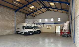 Local industriel  573 m² à louer à Chevilly-Larue (94550)