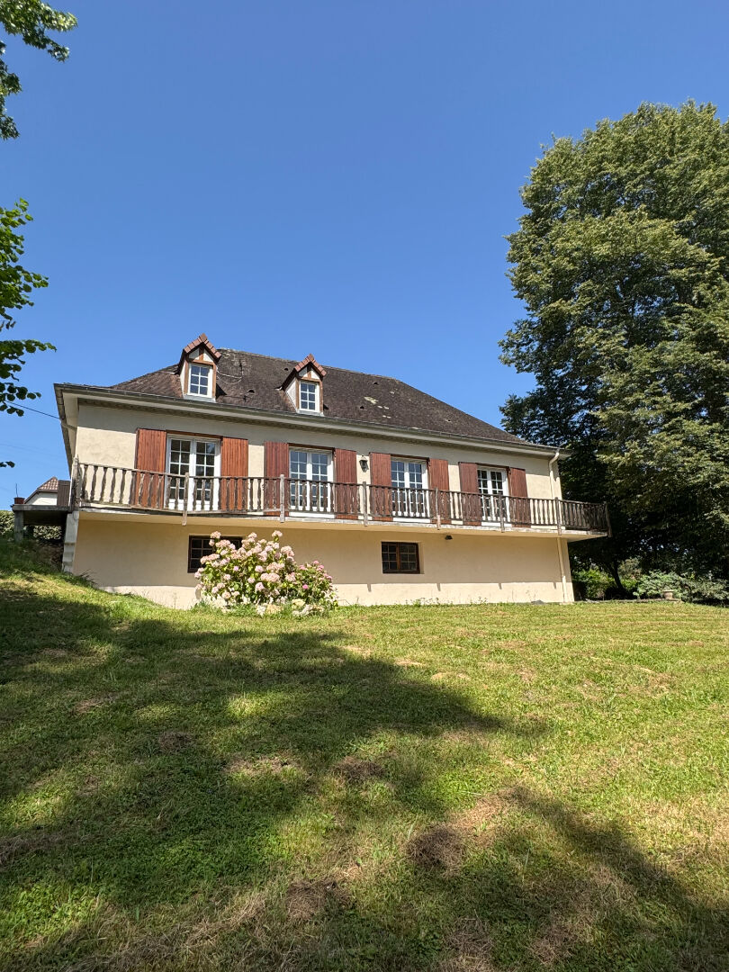 Villa / Maison 5 pièces  à vendre Bosdarros 64290