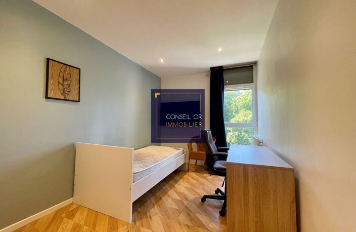 Chambre 4 - COLOCATION OULLINS — photo 2