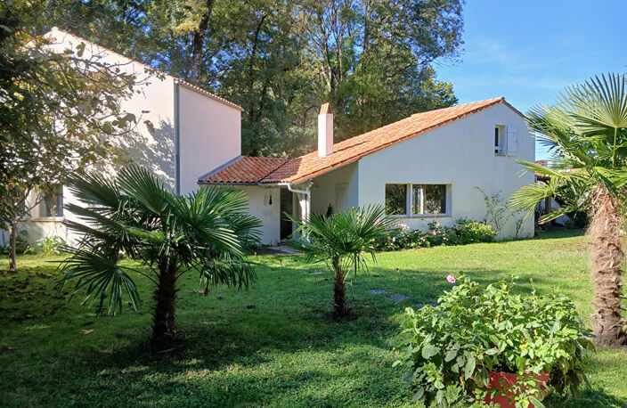 MAISON/VILLA 185m² et garages sur 4097m²- ST SULPICE DE ROYAN — photo 3