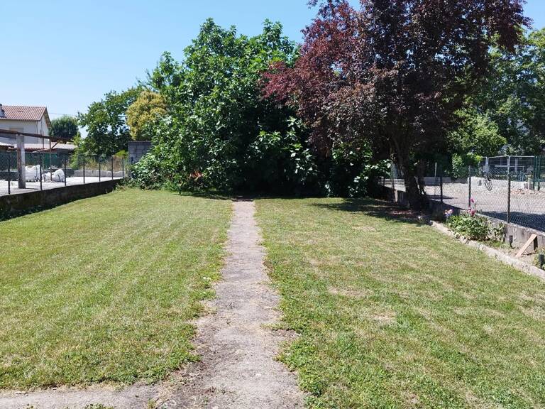MAISON DE VILLE SPACIEUSE AVEC JARDIN À SAINT-GAUDENS — photo 1