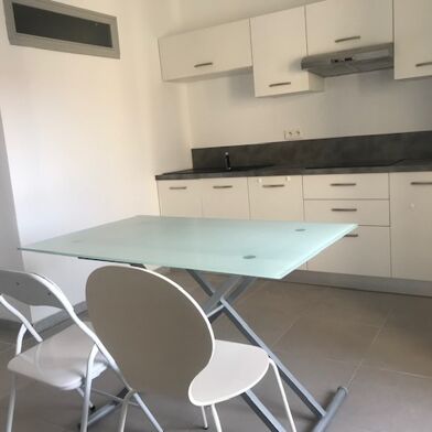 Appartement 2 pièces 415 €