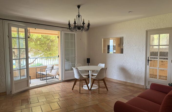 Appartement T3, vue mer, Cavalaire — photo 2