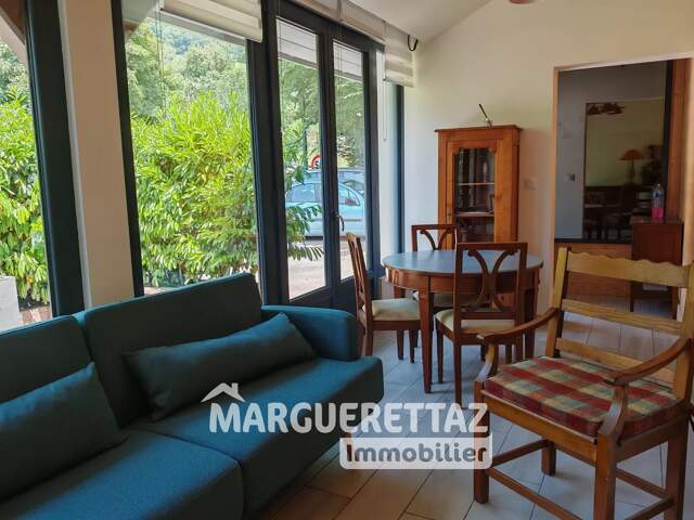 T2 avec belle terrasse à Taninges — photo du bien