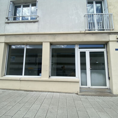 Commerce 4 pièces 800 €