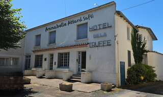 Commerce 11 Pièces  m² à vendre à Sorges et Ligueux en Périgord (24420)