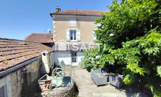 Maison 6 Pièces 142 m² à vendre à Charmé (16140)