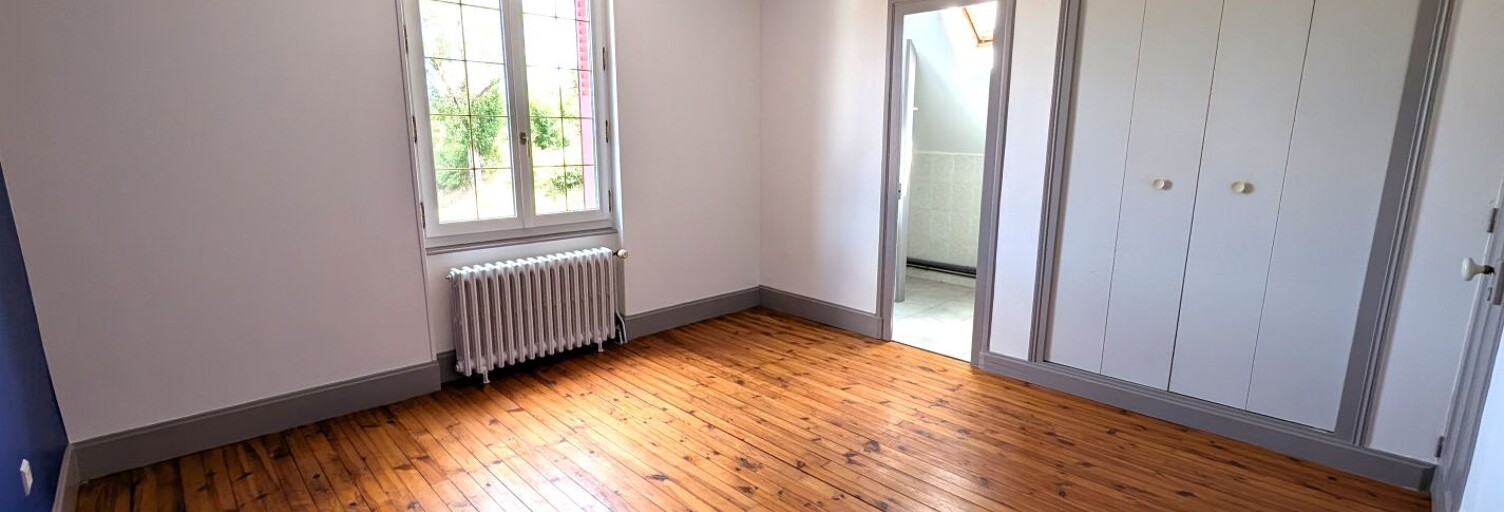 Maison 5 Pièces 106 m² à vendre à Le Donjon (03130)