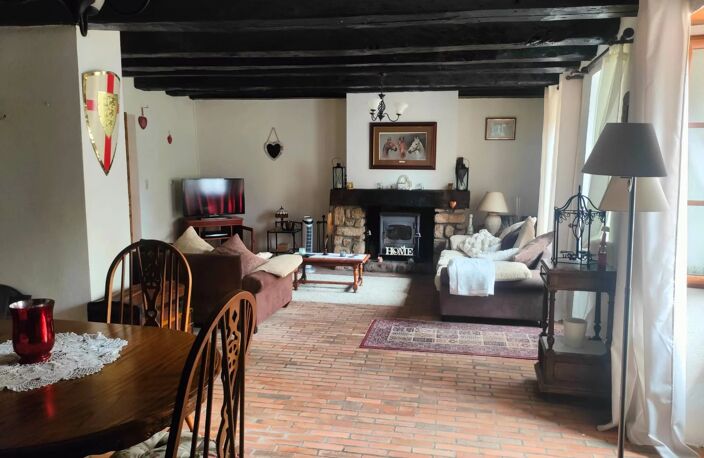Maison de charme à Saint-Mathieu, 160 m², 3 chambres — photo 3