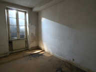 Immeuble au centre ville de Puy l'évêque — photo 3
