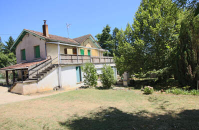 Rare   Belle maison en pierre à restaurer au centre de Puy-l — photo du bien
