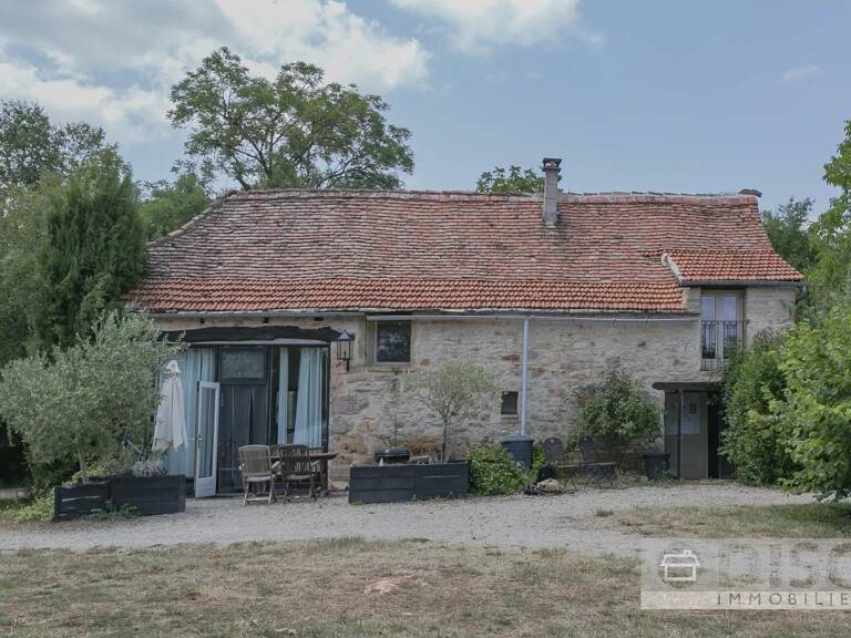 Propriété avec deux gites, camping, logement insolites. — photo 1