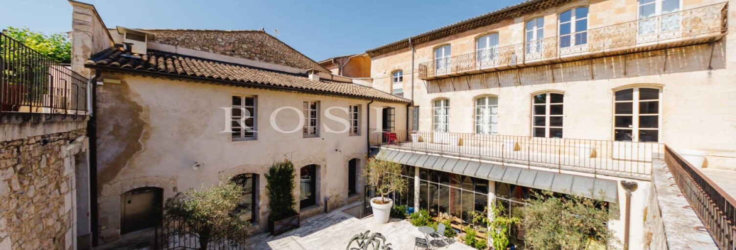 Maison 21 Pièces 1000 m² à vendre à Apt (84400)