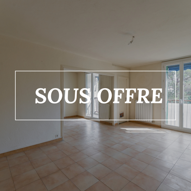 Appartement 5 pièces 164000 €