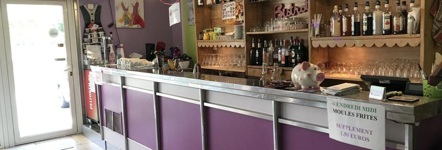 Commerce 1 Pièce 134 m² à vendre à Les Mages (30960)