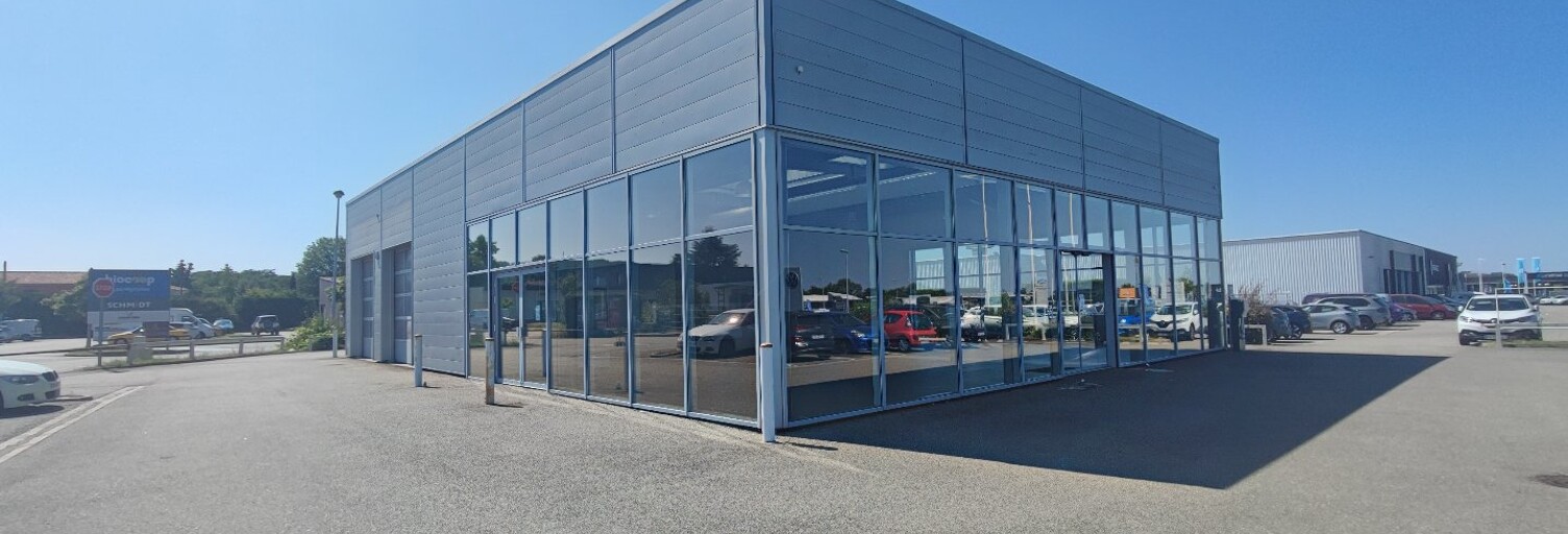 Commerce  411 m² à louer à Pamiers (09100)