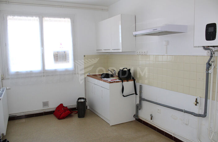 AUXERRE, quartier Clairions appartement F3  dans résidence — photo 4
