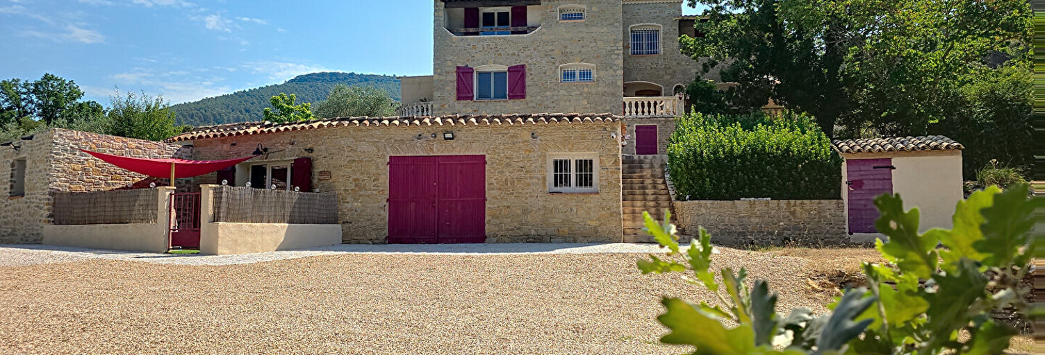 Maison 8 Pièces 305 m² à vendre à Le Beausset (83330)