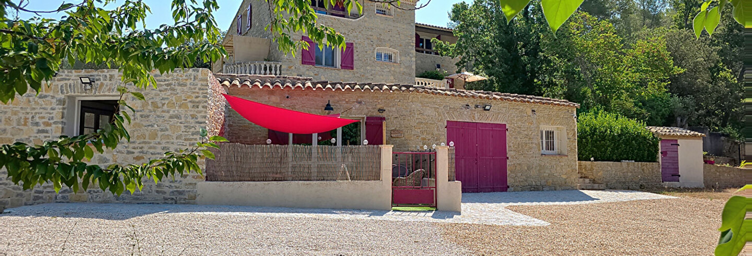 Maison 8 Pièces 305 m² à vendre à Le Beausset (83330)