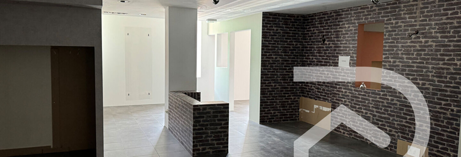 Commerce  280 m² à louer à Auch (32000)