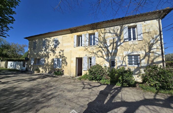 Demeure - 331m² - Bordeaux — photo 2